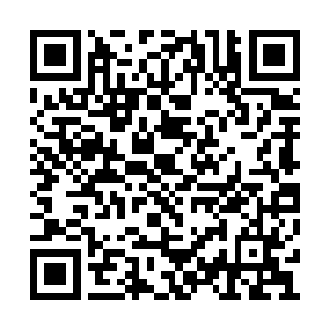 走近一看这个尸体正是之前那个眼镜厉鬼的尸体二维码生成