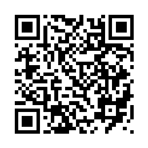 赵峰手中出现一柄通体晶蓝的宝弓二维码生成