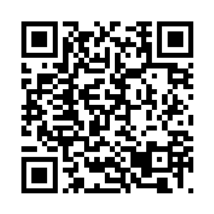 赵玉山哐当一声关上小箱货的车厢门二维码生成