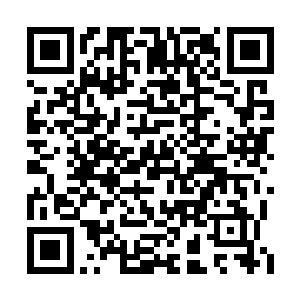 赵虎的精神力清晰的感觉到有人潜行到自己身边二维码生成