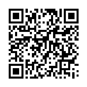 起身的时候将怀里的布袋子递给了我二维码生成