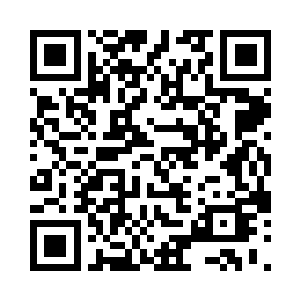 跟一直沉默寡言的大管事快步走出院子二维码生成