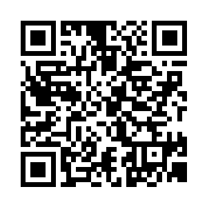 踏着荒草领着一行向前方的老林子走去二维码生成