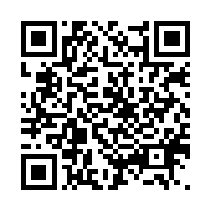 身上的狐臭他即使离的老远都闻得到二维码生成