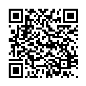 身上的能量不停的灌注到许世的身上二维码生成