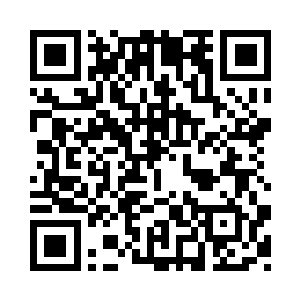 身后的金色巨龙随着他一起向我杀来二维码生成