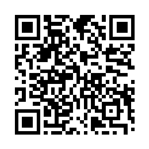 躲在黑影里看着他们到底要交易什么东西二维码生成