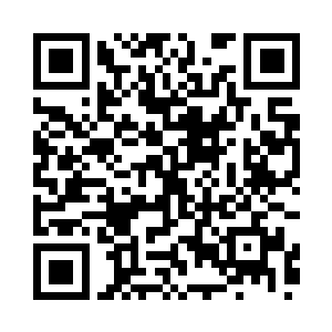 转头一看却见自己的小傻妞气呼呼的看着自己二维码生成