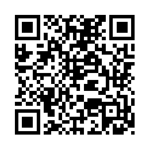 轮胎印所去的方向确实是通往那个小镇的二维码生成