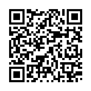 边走边从包里掏出一个东西递给他二维码生成