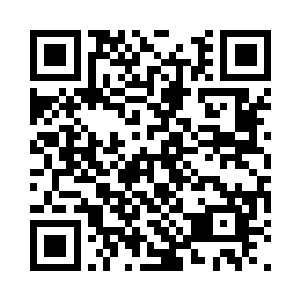 还不忘暗卫的拍拍徐清尘的肩膀以示支持二维码生成