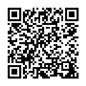 还是想让程珈澜看到他手下的秘书多么威风八面二维码生成