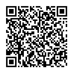 还有他们每个项目或者是其他方面收受回扣贿赂的各种名目账单和证据二维码生成