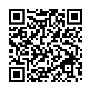 还有他颤抖得比刚才更厉害的双臂二维码生成