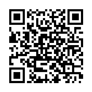 还有苹果橘子之类的水果铺了满满一桌子二维码生成