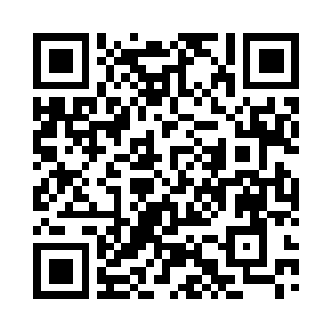 这个园丁吓得连忙就躬下身在一旁行礼二维码生成