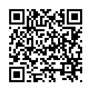 这个强壮如野兽的战士终于被击倒了二维码生成