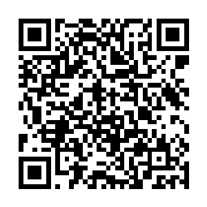 这个时候如果激怒了那个阴险的女人他更没好果子吃二维码生成