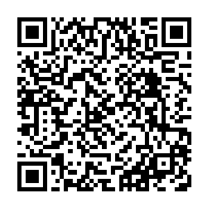 这些老板们实际上已经是把通常的初次售卖数量上浮了几乎一倍做的预定二维码生成