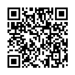 这位年轻男子有着一双特别勾人的桃花眼二维码生成