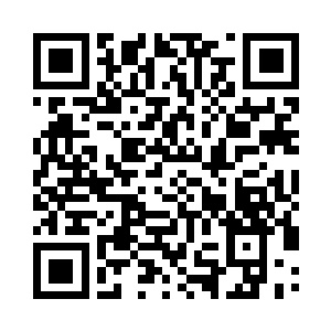 这位鹰雕老兄居然冲苏落露出得意傲娇的笑容二维码生成