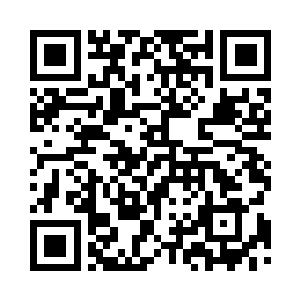 这俩姑娘的备用礼服已经穿了好几天二维码生成