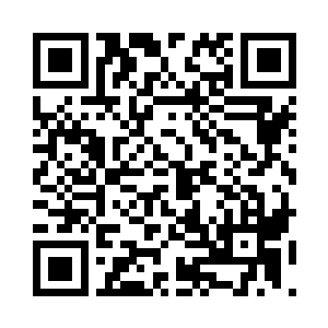 这四人洛离根本没有看清他们是怎么出现的二维码生成