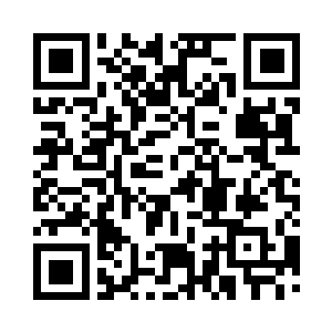 这孩子一路上牵着妈妈的手蹦蹦跳跳的二维码生成