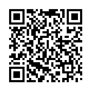 这座高耸如云的雄伟山岳爆发出璀璨的光芒二维码生成