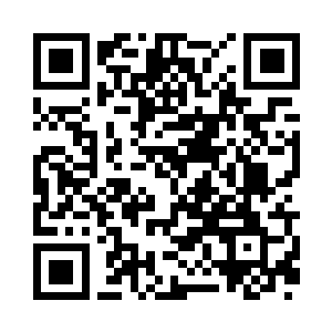 这悬浮在尼古拉斯三世头顶上的四十米巨剑二维码生成