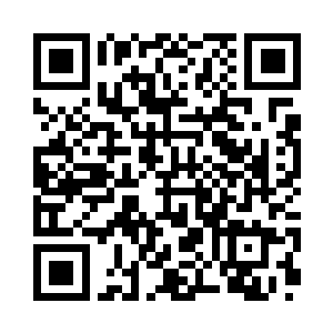 这才发现那巨汉已飞得离自己极近了二维码生成