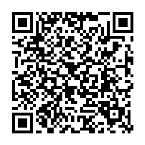 这才选择把影片的首映式放在四十二街和百老汇大道交界的时代广场二维码生成