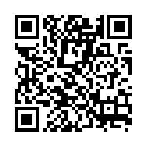 这时冒出这张跟边学道一起逛街用餐的照片二维码生成