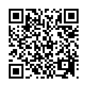 这时我果然看到前面有一堆人在抽烟二维码生成