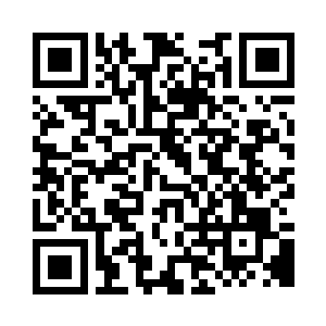 这本匕首的原主人似乎并没有故意用二维码生成