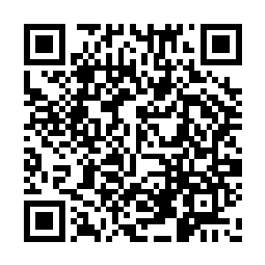 这次婚礼所有的礼金将捐献给前线部队用做军费二维码生成