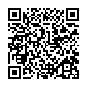 这法宝赫然是之前的时候冥月大帝的成名法宝冥月刀二维码生成