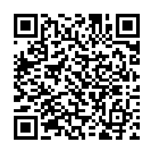 这等于是一下子让她再次回到以前憋仄的生活困局中二维码生成