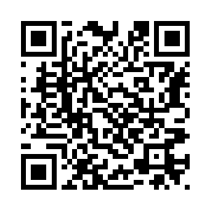 这身行头估计就是他上网时的着装二维码生成