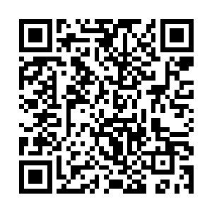 这都是他随时准备着偶尔拿出来逗老板娘开心的礼物二维码生成