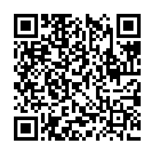 远处的福临海见到杨玲珑果然是去和一个女修说话二维码生成