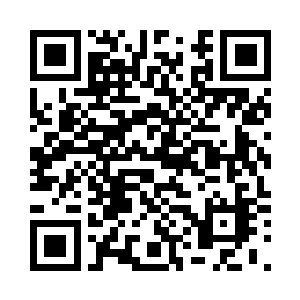 连俢肆偏头往唐翩跹脸上轻啄了一下二维码生成