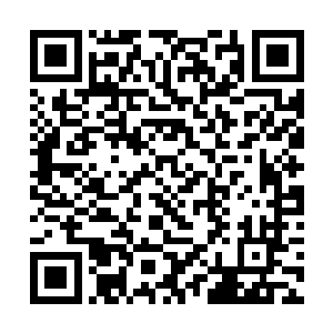 连俢肆就情绪激动的将一脸错愕的唐翩跹扯进了怀里二维码生成