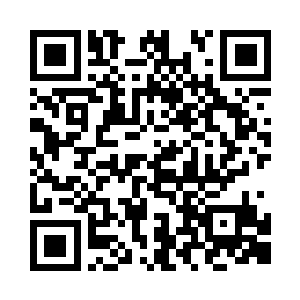 连原本游移在女孩腰腹间的魔掌都停滞了下来二维码生成