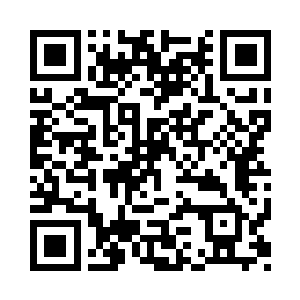 连忙的起身接过经理递过去的信看了一眼二维码生成