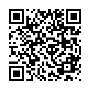 迫不及待地就把一杯酒喝掉了一半二维码生成