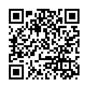 通过窗户看了看院子里面的训练场二维码生成
