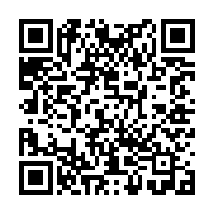 道道交叉纵横的霹雳仿佛要给他们洗一次雷电之浴二维码生成