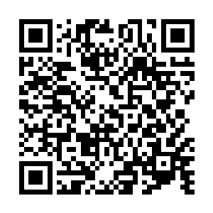 那三人猛见铁战一只拳头便可以释放出如此强烈的气息来二维码生成