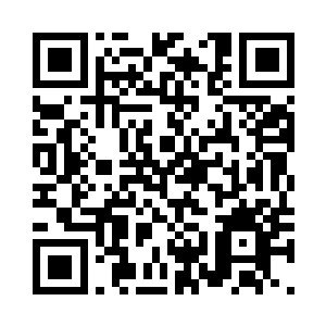 那两支队伍分别穿着白红双色的衣服二维码生成